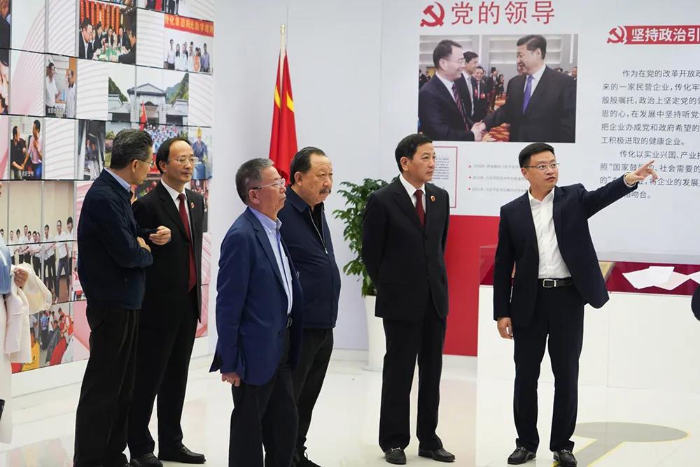 1635506652136242aCuJ.jpg 2.jpg