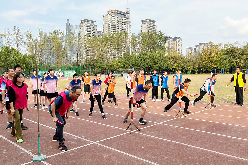 1635758639304283n32O.jpg 055.jpg