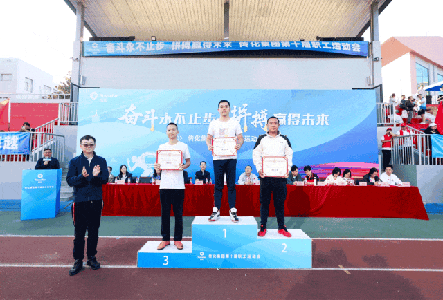 1698029189152833EEJG.gif 27.gif